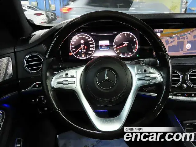 Mercedes-Benz S-Class 2018 — Şəkil 11/20