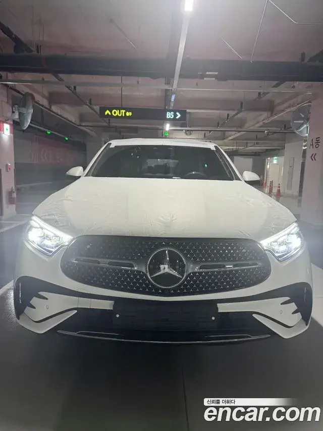Mercedes-Benz GLC-Class 2026 — Photo 5/6
