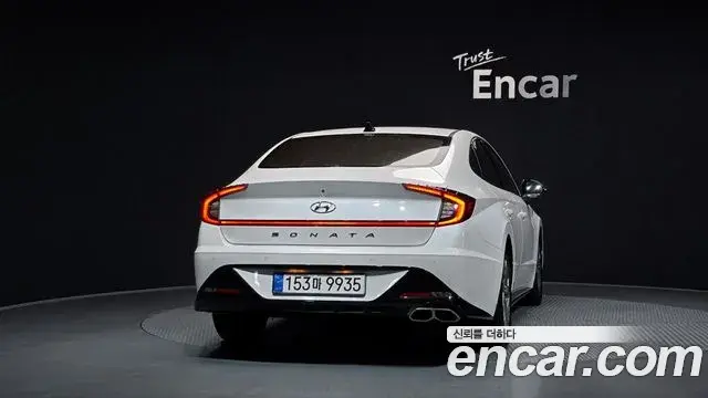 Hyundai Sonata Hybrid 2021 — Şəkil 25/30