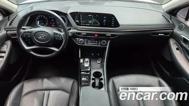 Hyundai Sonata Hybrid 2021 — Şəkil 8/30