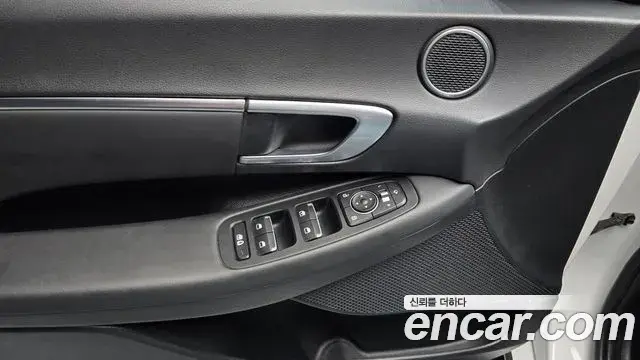 Hyundai Sonata Hybrid 2021 — Şəkil 15/30