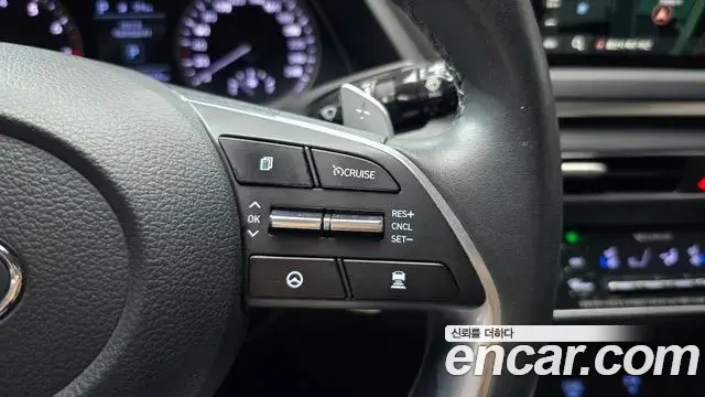 Hyundai Sonata Hybrid 2021 — Şəkil 12/30