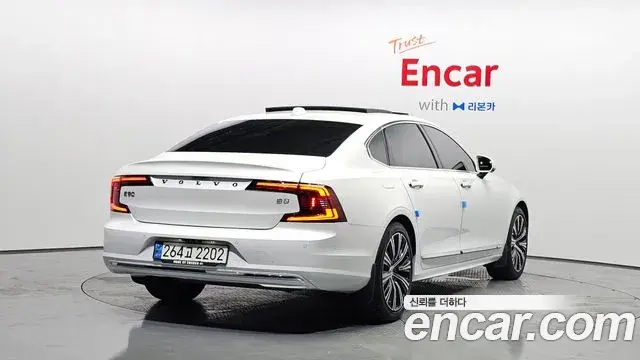 Volvo S90 2021 — Şəkil 22/33