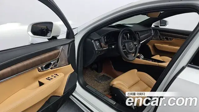 Volvo S90 2021 — Şəkil 12/33