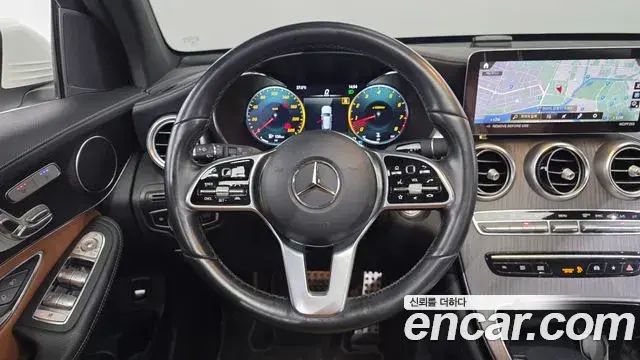 Mercedes-Benz GLC-Class 2022 — Фото 14/20