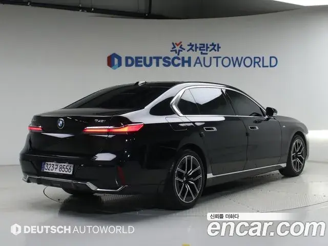 BMW 7 Series 2025 — ფოტო 12/20