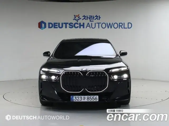 BMW 7 Series 2025 — ფოტო 19/20