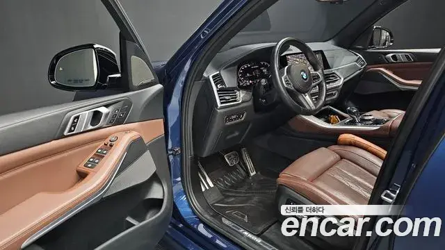 BMW X5 2019 — Photo 16/34