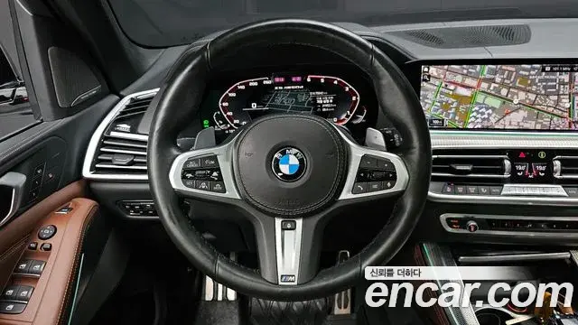 BMW X5 2019 — Photo 21/34