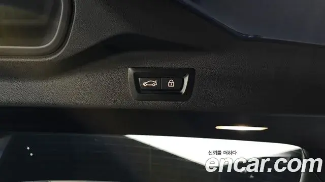 BMW X5 2019 — Photo 25/34