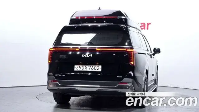 Kia Carnival 2024 — Photo 9/20