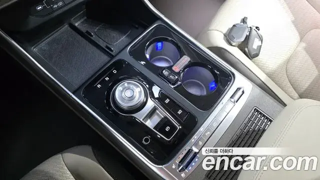 Kia Carnival 2024 — Photo 7/20