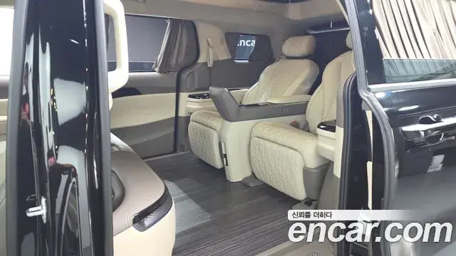 Kia Carnival 2024 — Photo 16/20