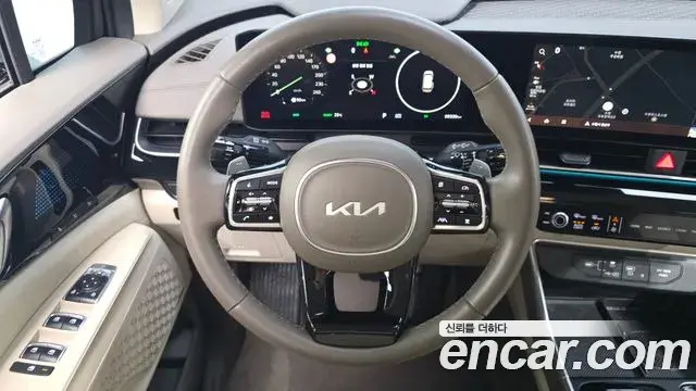 Kia Carnival 2024 — Photo 2/20