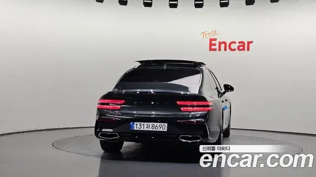 Genesis G80 2025 — Photo 1/20