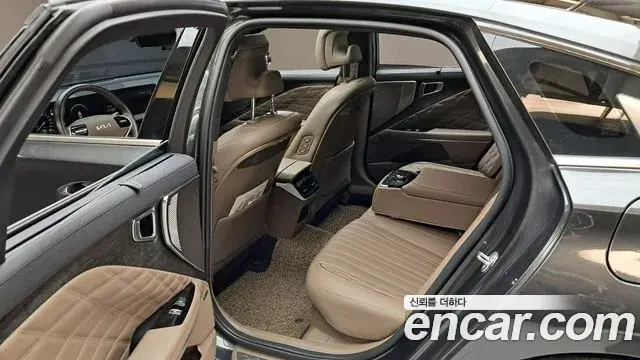 Kia K8 2023 — Photo 2/39