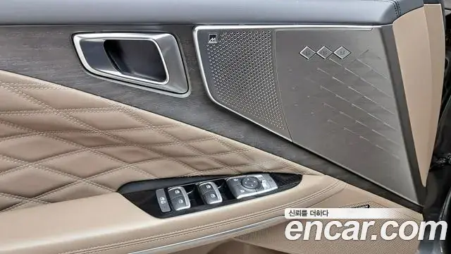 Kia K8 2023 — Photo 30/39