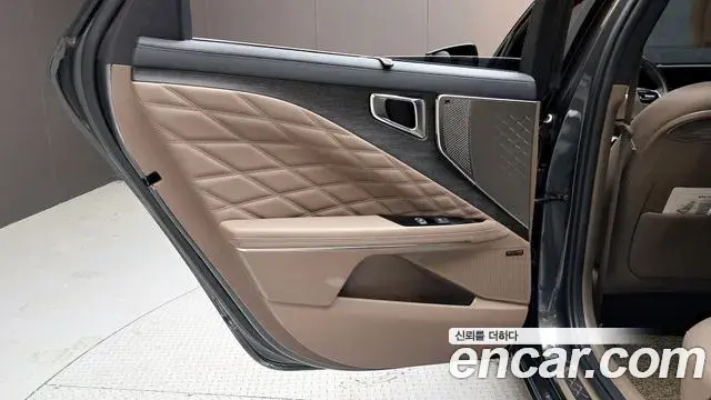 Kia K8 2023 — Photo 20/39