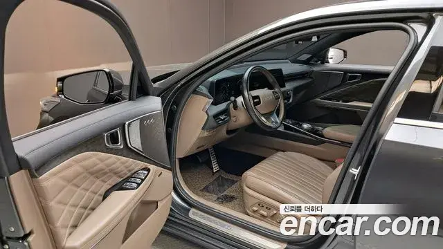 Kia K8 2023 — Photo 6/39