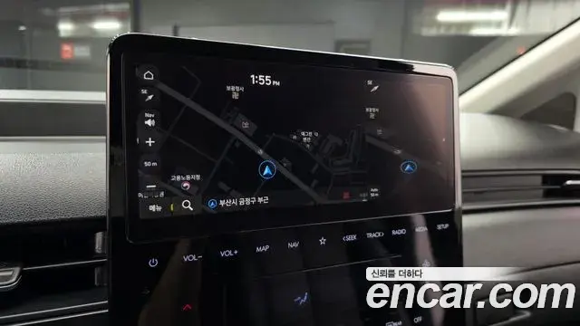Hyundai Staria 2023 — Photo 30/32