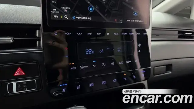 Hyundai Staria 2023 — Photo 15/32