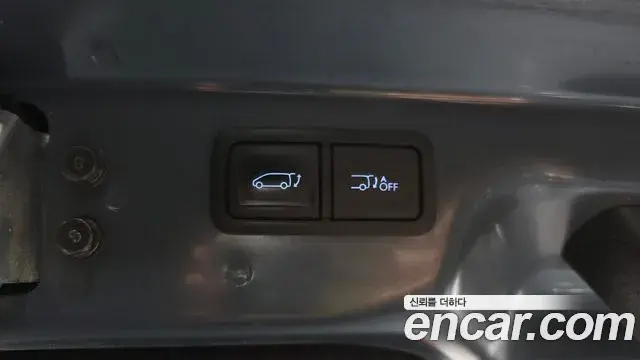 Hyundai Staria 2023 — Photo 4/32
