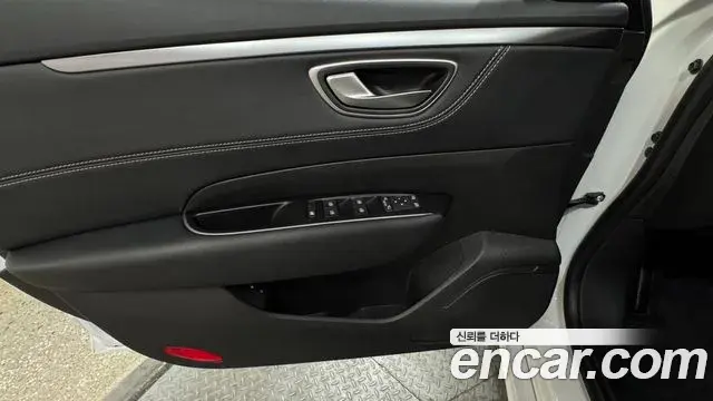 Renault Samsung SM6 2025 — Фото 10/20