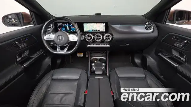 Mercedes-Benz EQA 2022 — Photo 32/33