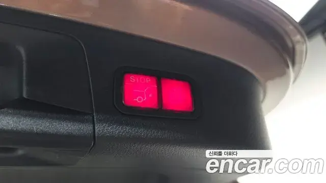 Mercedes-Benz EQA 2022 — Photo 26/33