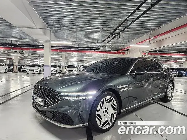 Genesis G90 2022 — ფოტო 19/20