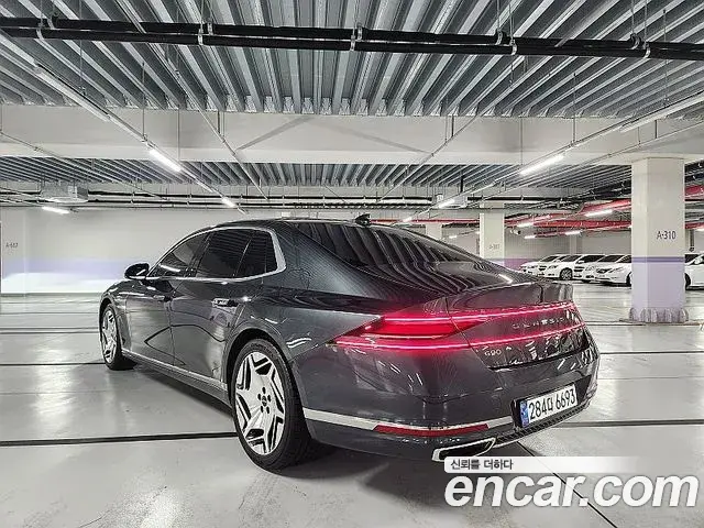 Genesis G90 2022 — ფოტო 2/20