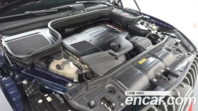 Mercedes-Benz GLE-Class 2020 — Şəkil 17/20