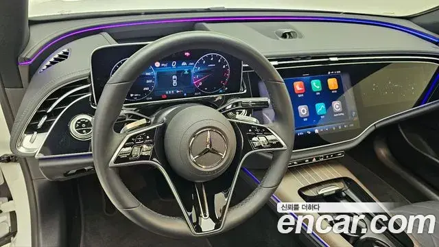 Mercedes-Benz E-Class 2025 — Фото 13/18