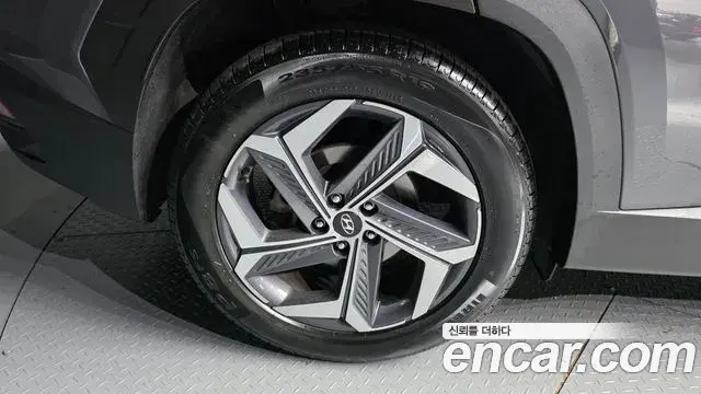 Hyundai The New Tucson 2021 — Фото 5/20