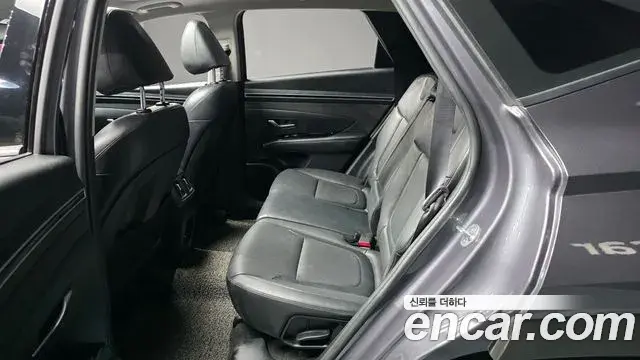Hyundai Tucson Hybrid 2021 — Photo 2/31