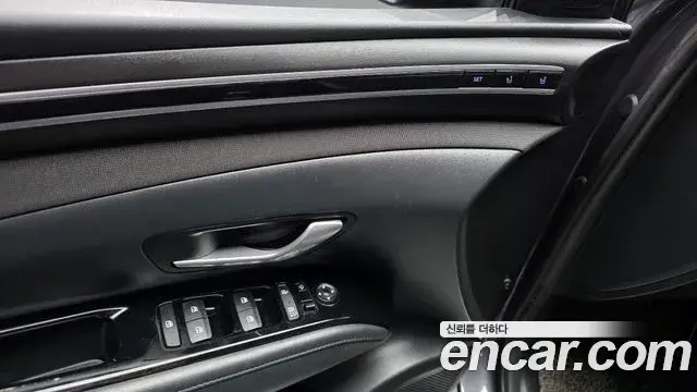 Hyundai Tucson Hybrid 2021 — Photo 25/31