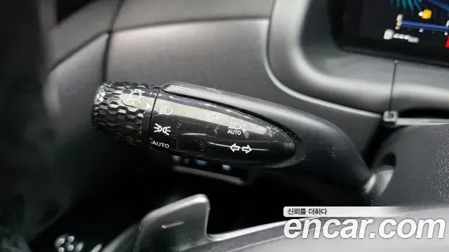 Hyundai Tucson Hybrid 2021 — Photo 14/31