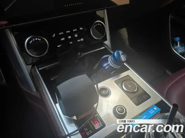 Land Rover Range Rover 2023 — Photo 4/20