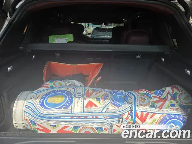 Land Rover Range Rover 2023 — Photo 11/20