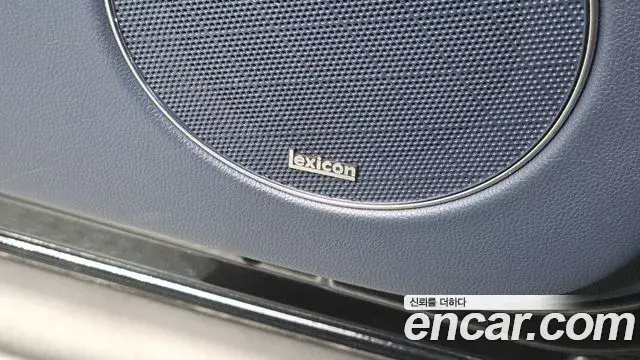Genesis GV70 2021 — ფოტო 10/34