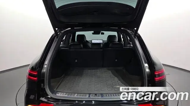 Genesis GV70 2021 — ფოტო 34/34