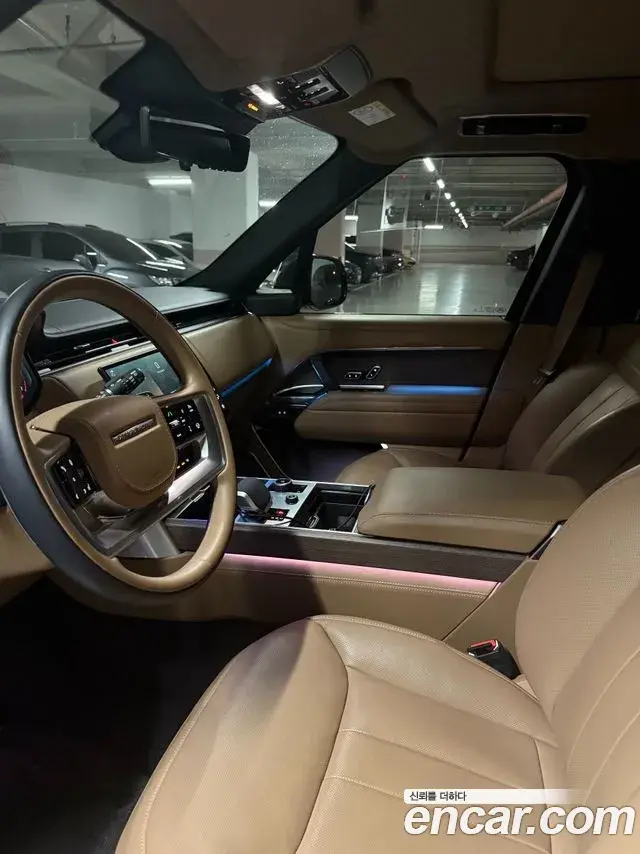 Land Rover Range Rover 2023 — Фото 4/8