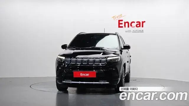 Jeep Compass 2022 — Şəkil 17/20