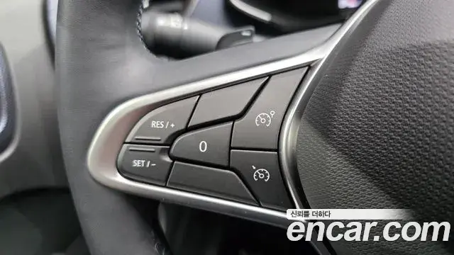 Renault Samsung Arkana 2025 — Фото 14/20