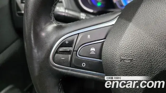 Renault Samsung QM6 2021 — ფოტო 23/33