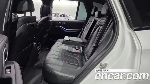 BMW X5 2025 — Photo 25/33