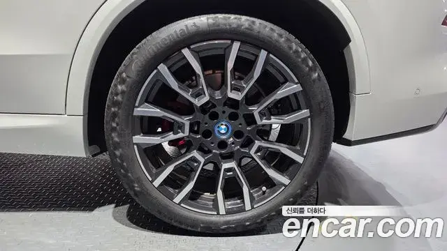 BMW X5 2025 — Photo 3/33