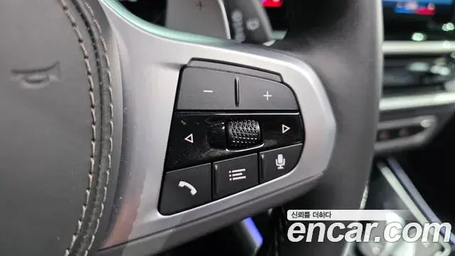 BMW X5 2025 — Photo 12/33