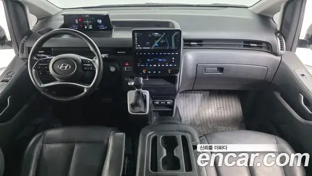Hyundai Staria 2021 — Фото 7/20