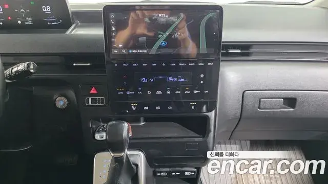 Hyundai Staria 2021 — Фото 16/20